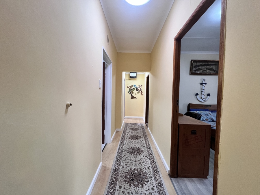 4 Bedroom Property for Sale in Dana Bay Western Cape